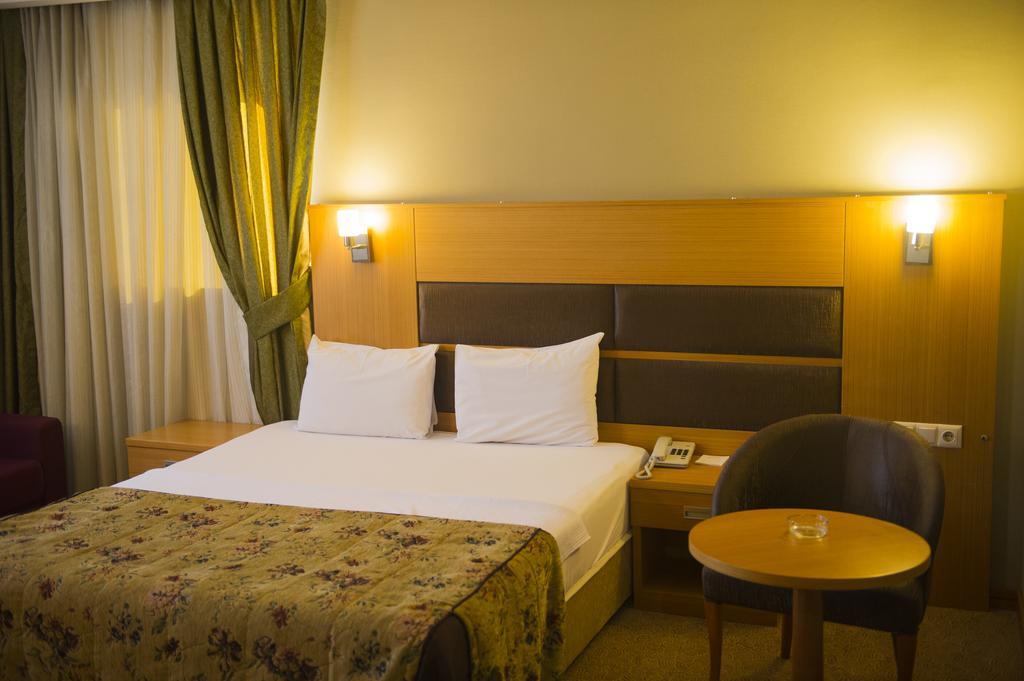 Pinar Elite Hotel Adana Ngoại thất bức ảnh