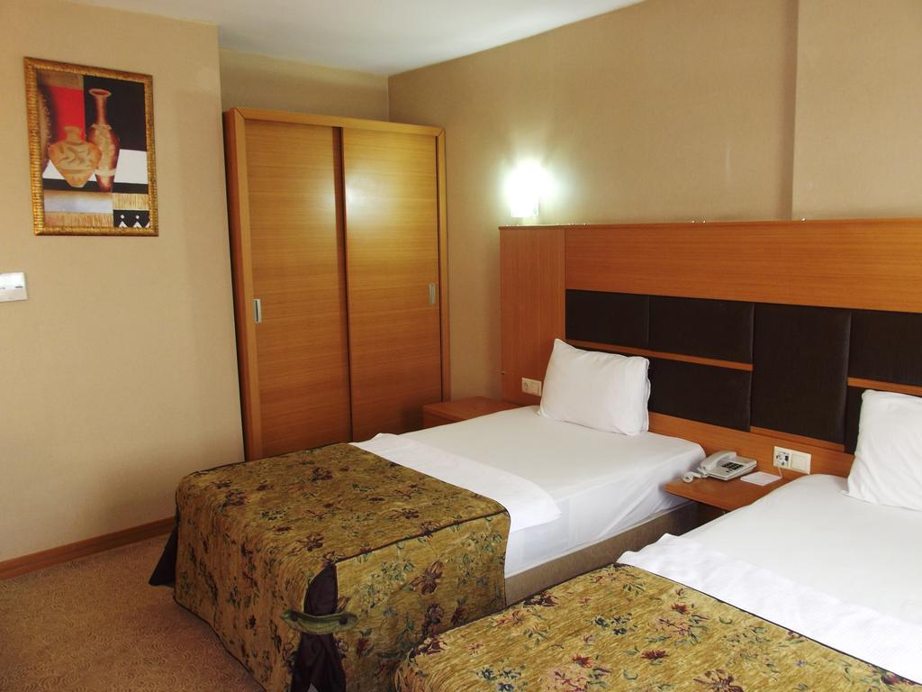 Pinar Elite Hotel Adana Phòng bức ảnh